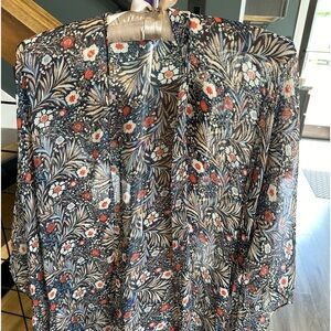 Soft surroundings sheer jacket coverup. Fab floral pattern. One size. Fits 8-22!